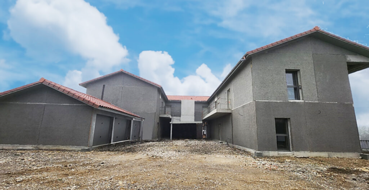 Bâtiment multi-accueil et 5 logements - Cheyssieu (38) - Construction en béton de bois