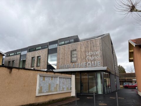 Médiathèque de Chaponnay (rénovation d'un bâtiment existant)